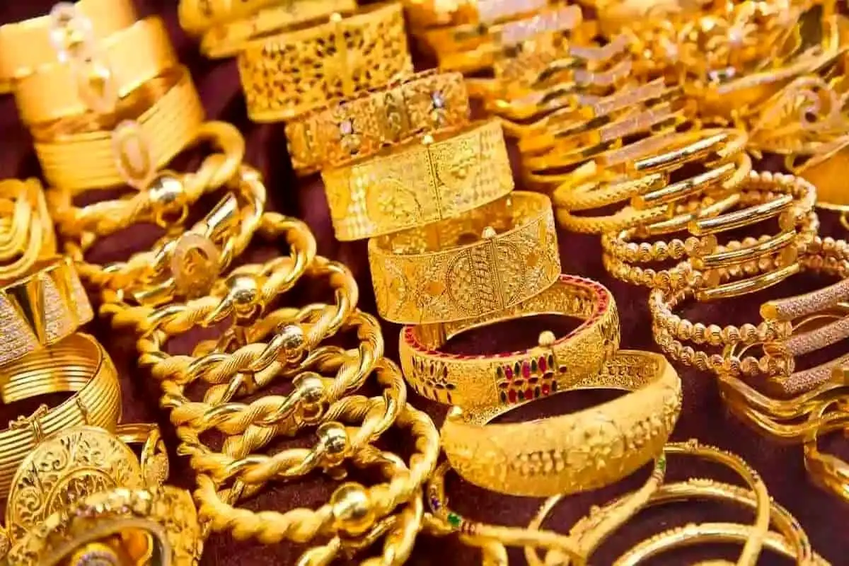قیمت طلا و سکه امروز 15 آذر ۱۴۰۲ / روند بازار کاهشی شد