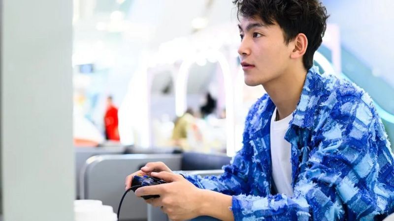 چین جلوی خرج کردن پول در بازی‌های کامپیوتری را می‌گیرد