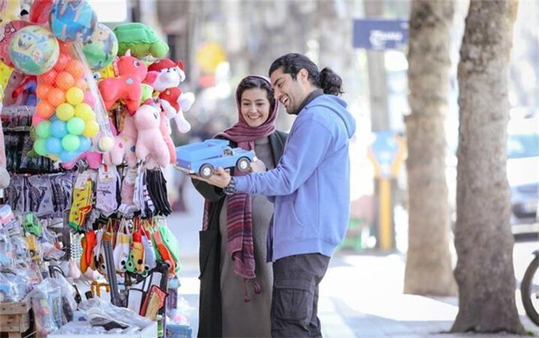 رونمایی از اولین تصویر فیلم «دو روز دیرتر»