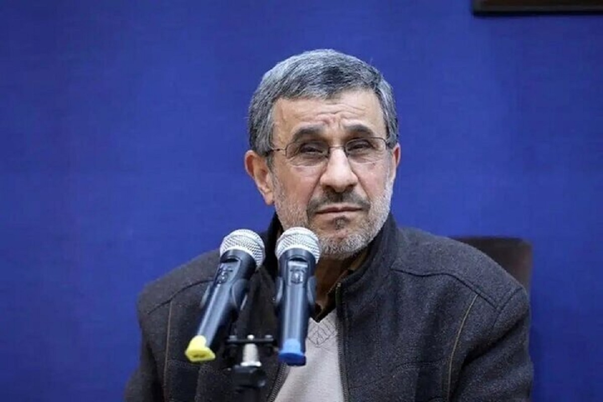 بدل احمدی نژاد از حضور در ایران تحلیلات انصراف داد