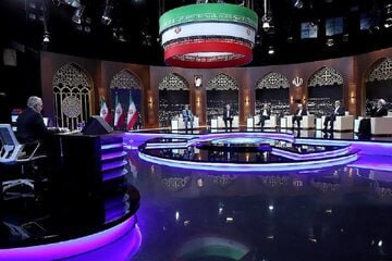 روزنامه جمهوری اسلامی: شما اندازه ریاست جمهوری نیستید!