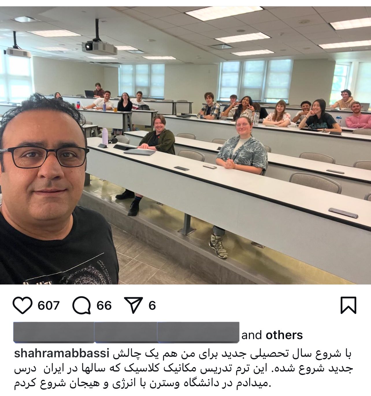 عکسی از استاد اخراجی دانشگاه فردوسی آمریکا