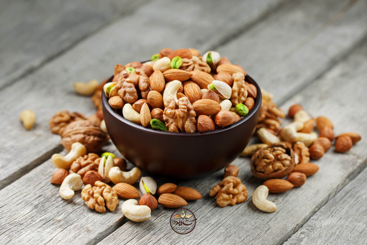 قیمت آجیل شب عید ۱۴۰۴ با بررسی هزینه ها و پیش بینی بازار