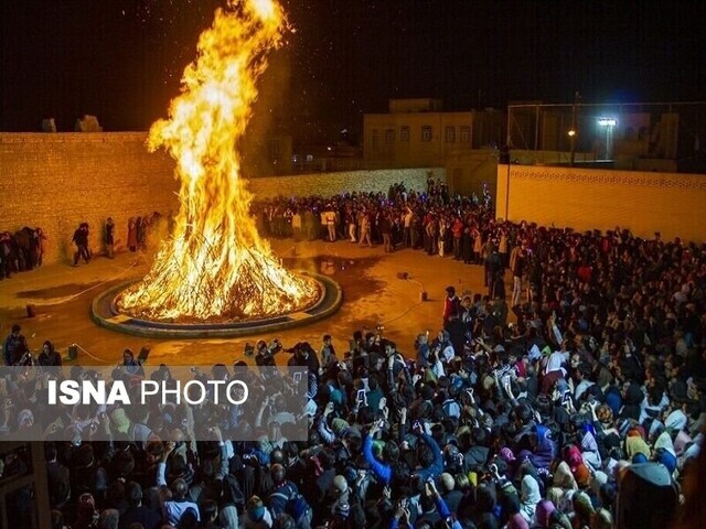دین چهارشنبه باستان در میان گلستین سیستانی ؛ از فال تلفن گرفته تا شکستن شیشه دین چهارشنبه باستان در میان گلستین سیستانی ؛ از فال تلفن گرفته تا شکستن شیشه