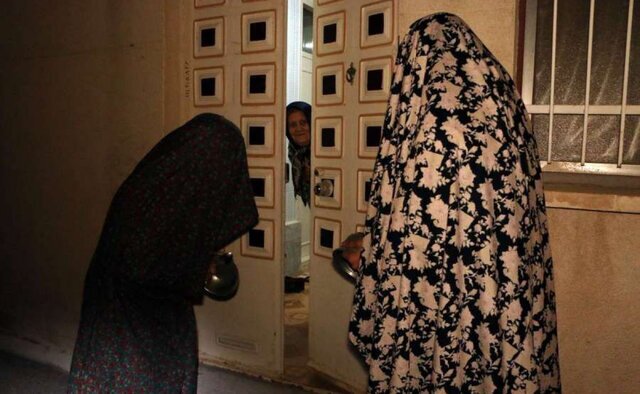دین چهارشنبه باستان در میان گلستین سیستانی ؛ از فال تلفن گرفته تا شکستن شیشه دین چهارشنبه باستان در میان گلستین سیستانی ؛ از فال تلفن گرفته تا شکستن شیشه