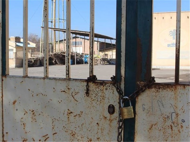 خلاصه ، ما به گل و لای رفتیم ... کمر ، کمر خلاصه ، ما به گل و لای رفتیم ... کمر ، کمر