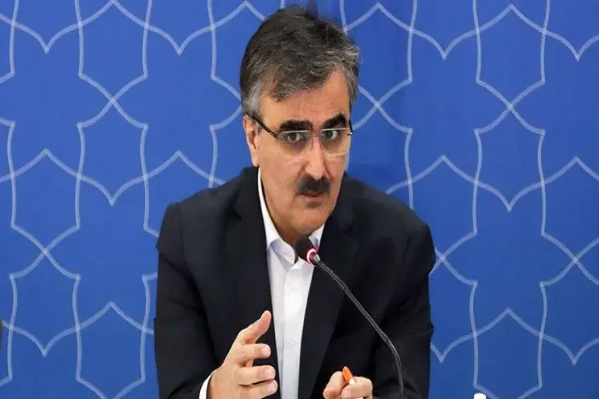 رئیس‌کل بانک مرکزی: بدون مراودات پولی و بانکی، تجارت با جهان ممکن نیست