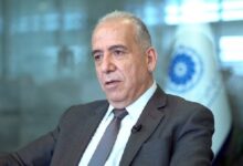 حریری: ریال را تضعیف می‌کنند بعد منت فاصله قیمت انرژی با جهان را سر مردم می‌گذارند