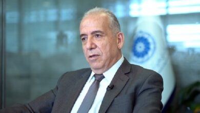 حریری: ریال را تضعیف می‌کنند بعد منت فاصله قیمت انرژی با جهان را سر مردم می‌گذارند