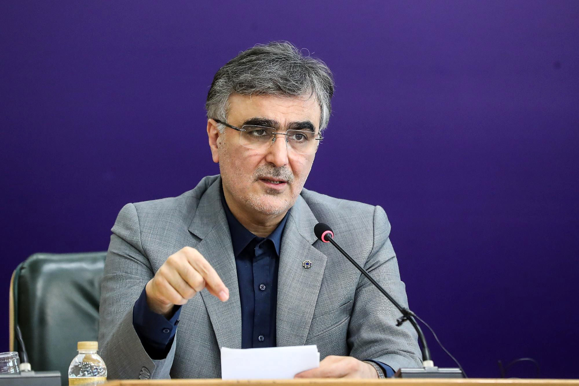 فرزین: امسال حذف چهار صفر از پول ملی را پیگیری می‌کنیم