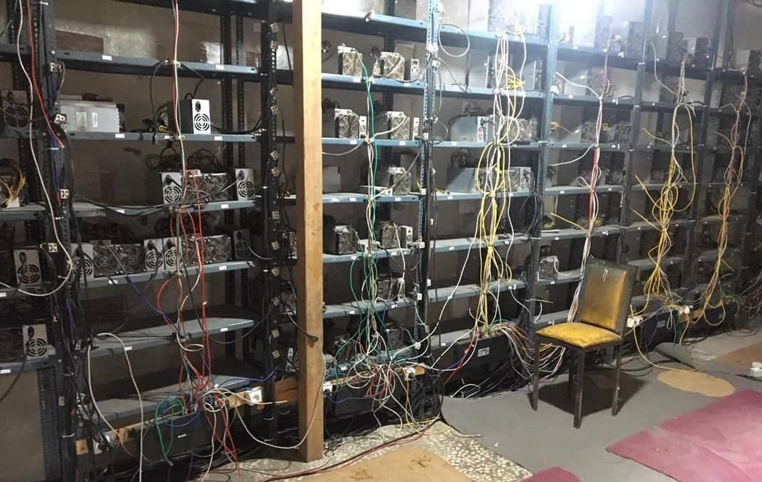 كشف و شناسایی 42 دستگاه استخراج رمزارز غیرمجاز از ابتدای سال تاكنون