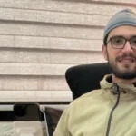 مداح جاسوس
