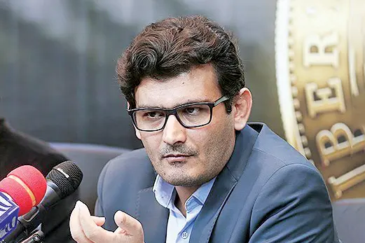غیرنظامی یا پاداش ؛ این سوال است؟