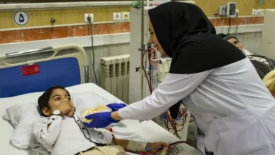 پرستاران مهاجرت نه، اما ترک کار می کنند
