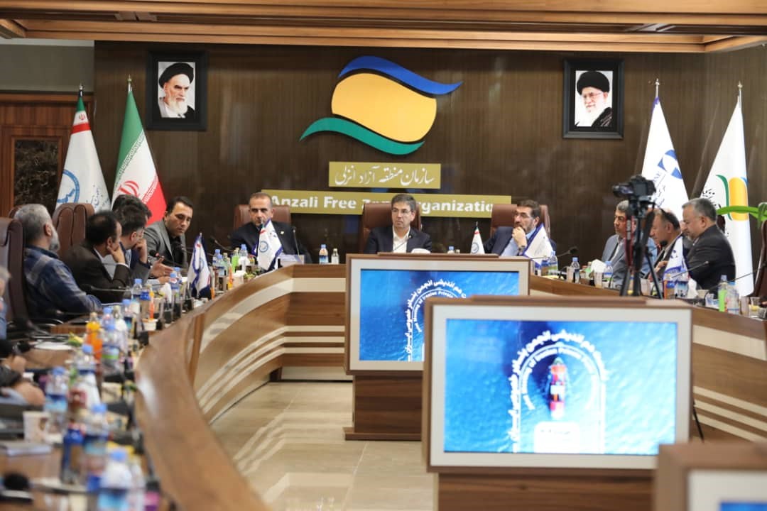 نشست اعضای انجمن بنادر خصوصی ایران در بندر کاسپین برگزار شد