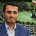 روح الله متفکر آزاد