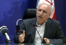 پول ملی را تضعیف می‌کنند بعد می‌گویند ۱۵۰ میلیارد دلار یارانه پنهان می‌دهیم