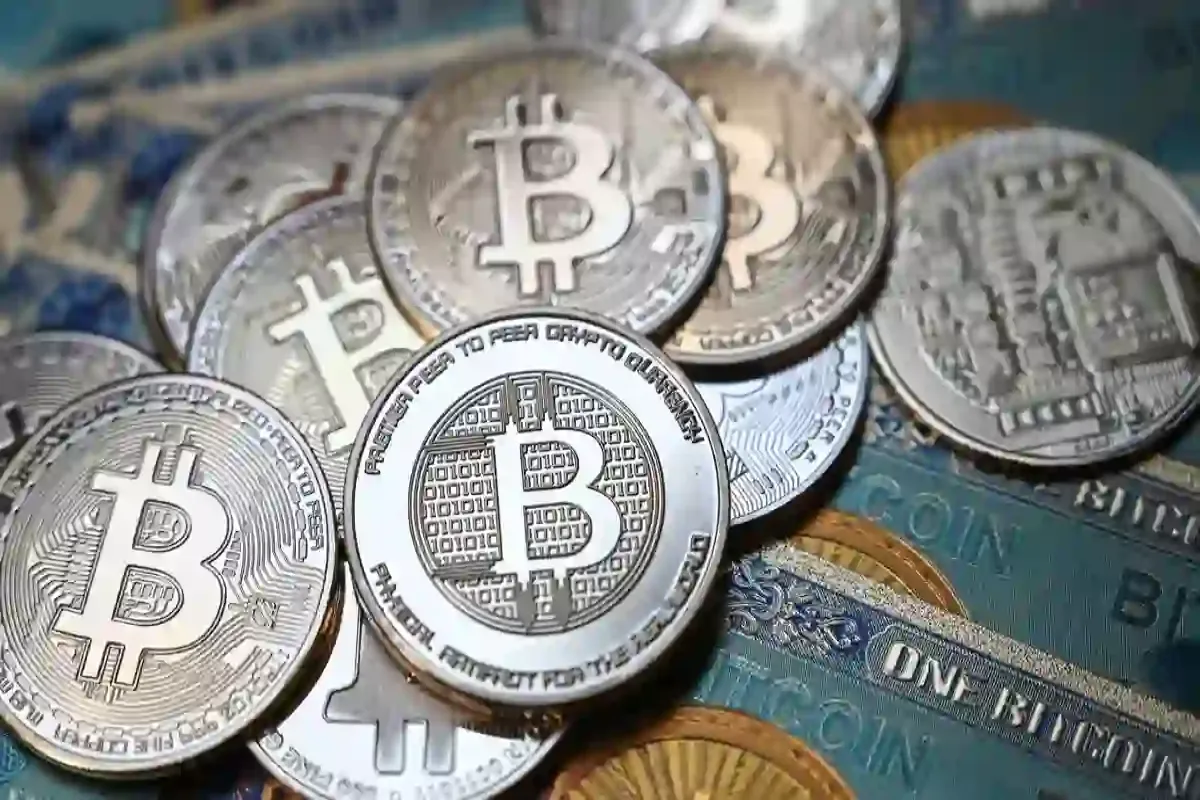  پیش‌بینی قیمت رمزارزها غیرممکن است