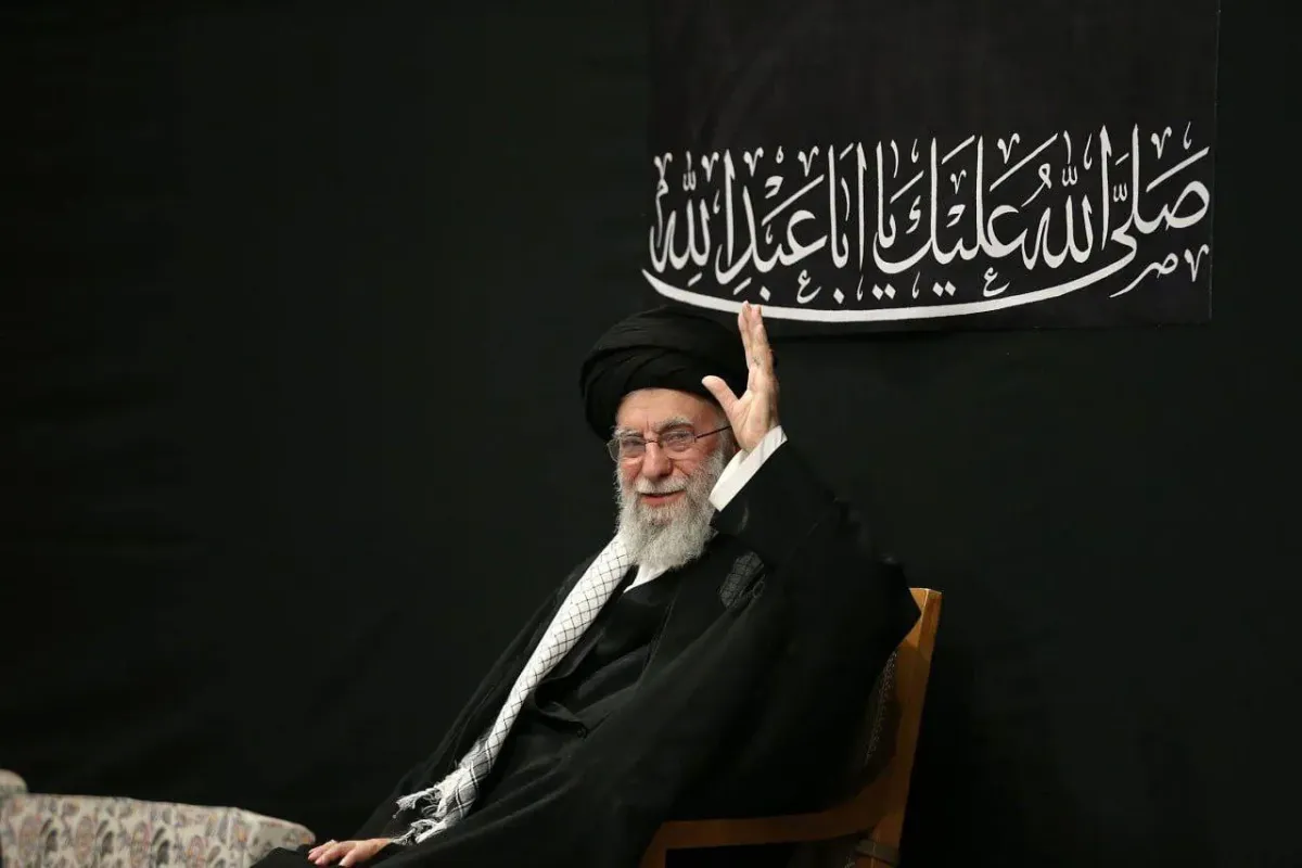 دستور آیت‌الله خامنه ای به محمود کریمی برای خواندن ای ایران