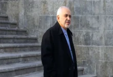 کیهان: ظریف مانند نخست وزیر انگلیس در سالهای ۱۹۳۷تا ۱۹۴۰عمل کرد کیهان: ظریف مانند نخست وزیر انگلیس در سالهای ۱۹۳۷تا ۱۹۴۰عمل کرد