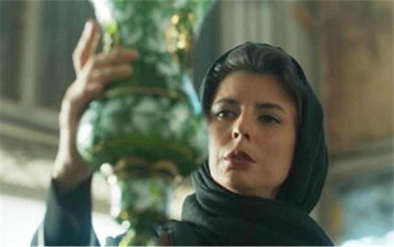 نشریه اسکرین دیلی: «پیر پسر» یک اثر میخکوب کننده است