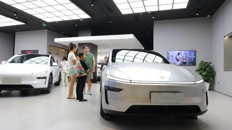 مرسدس -بنز به دنبال استفاده از موتور BMW در مدل های جدید خود است
