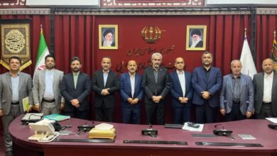 بررسی وضعیت اقتصادی گیلان در نشست مجمع نمایندگان و استاندار با وزیر اقتصاد