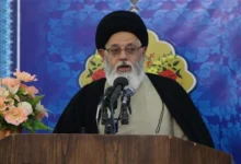 امام جمعه بخش مرکزی یزد: برخی از خواسته‌های جبهه اصلاحات مطالبات دشمن است / امام جمعه ایلام: پیشنهاد تعلیق غنی سازی همان مسیری است که لیبی رفت