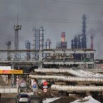 آتش‌سوزی در پالایشگاه بزرگ روسیه پس از حمله پهپادی اوکراین