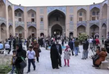 نفوذ آب به‌ کاروانسرای گنجعلی‌خان به‌دلیل فعالیت یک فالوده فروشی!