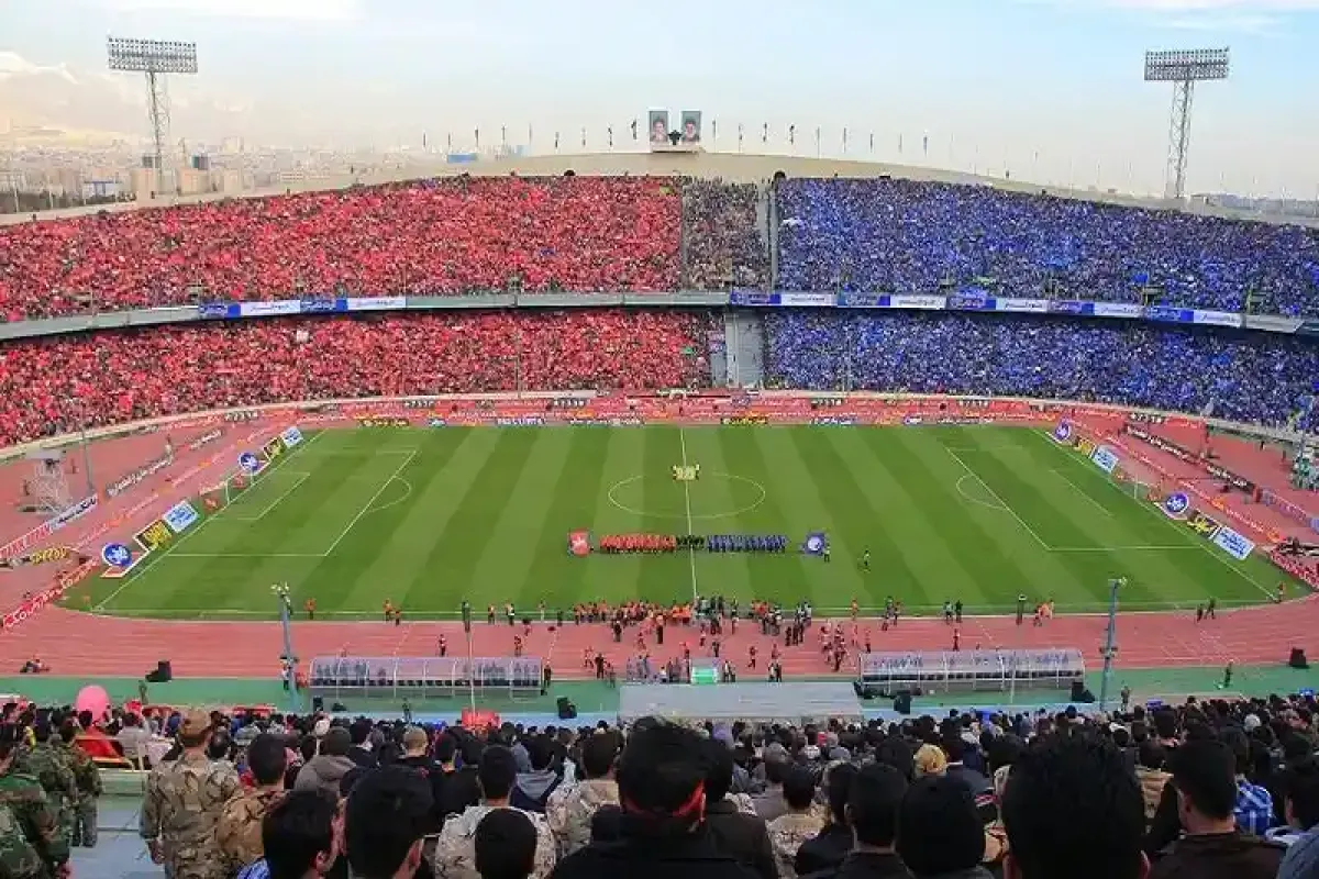 احتمال برگزاری دربی پرسپولیس و استقلال در ورزشگاه آزادی چقدر است؟