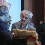 جعفر دهقان نشان درجه‌ یک هنری گرفت