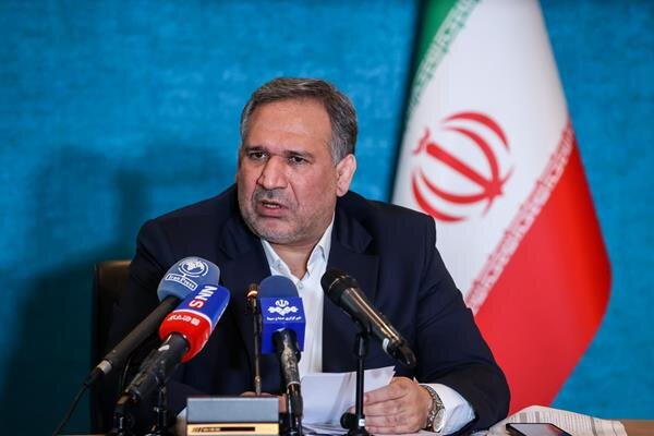 حسینی: واحد پول ملی ریال باقی می‌ماند | «قران» به‌عنوان جزء فرعی ریال تصویب شد