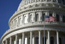 دولت آمریکا رسما تعطیل شد