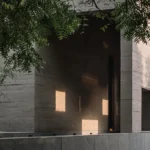 معماری جالب یک خانه با تلاش برای حفاظت از 9 درخت+ عکس