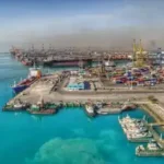 وزیر اقتصاد از بندر شهید رجایی بازدید کرد