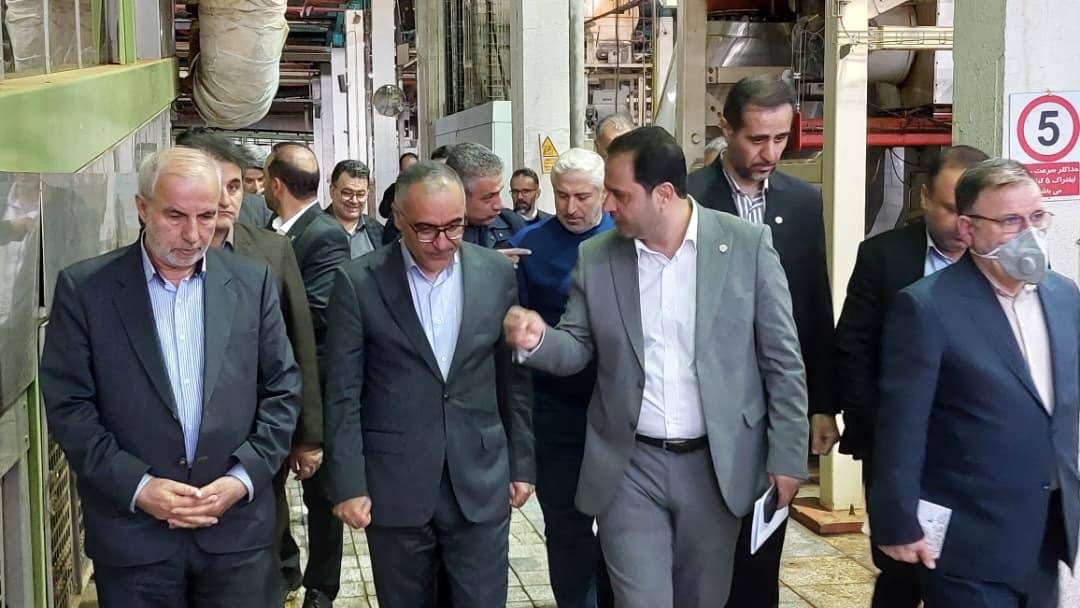 بازدید سرپرست صندوق بازنشستگی کشوری از مجتمع دخانیات گیلان