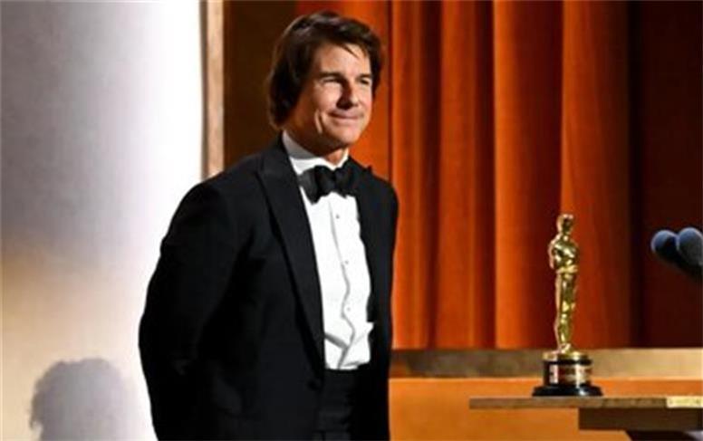 تام کروز اسکار گرفت