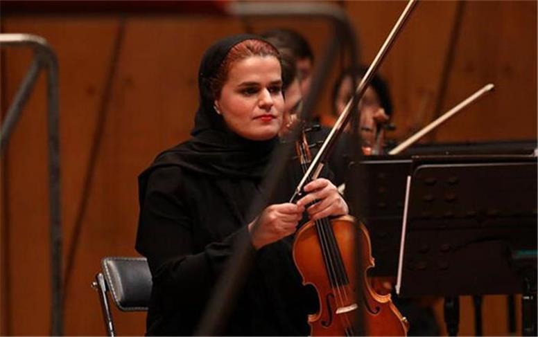 تجربه رهبری یک زن در ارکستر تهران