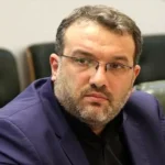 دلار ۱۳۰ هزار تومانی در زمستان قابل انتظار است | دولت باید سیاست قیمت‌گذاری و توزیع را بازنگری کند