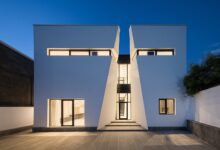 «کوشکی دیگر» در یزد؛ ساختمان ۱۳۷ متری و بدون سیستم سرمایشی+ تصاویر