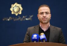 بیش از ۶ هزار حساب ۲۵۱ مظنون به پولشویی در بازار ارز با تراکنش ۲۱۰ همتی مسدود شد