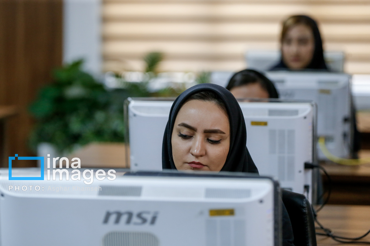 جزئیات پرداخت مبتنی بر عملکرد؛ کدام بخش از حقوق کارمندان اصلاح میشود؟