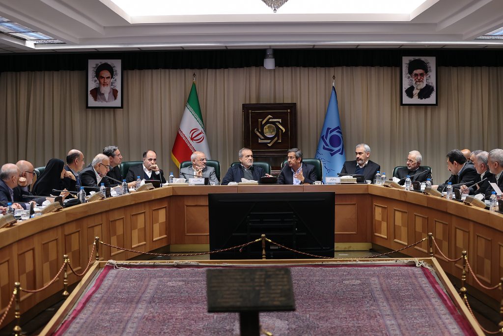 فرمان روان سازی واردات کالاهای اساسی؛ اختیارات مهم رئیس‌جمهور به استانداران مرزی