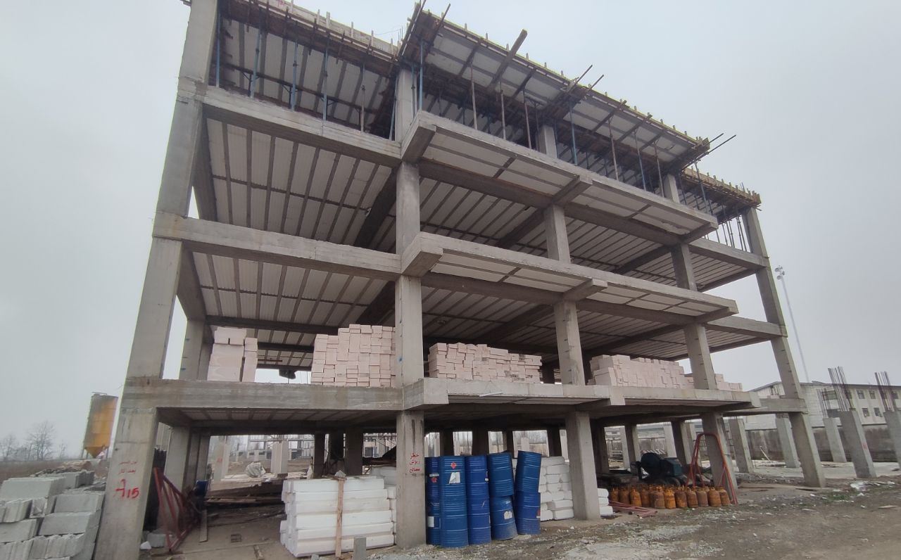 بازدید معاون وزیر از پروژه ۲۳۱ واحدی نهضت ملی مسکن آستانهاشرفیه