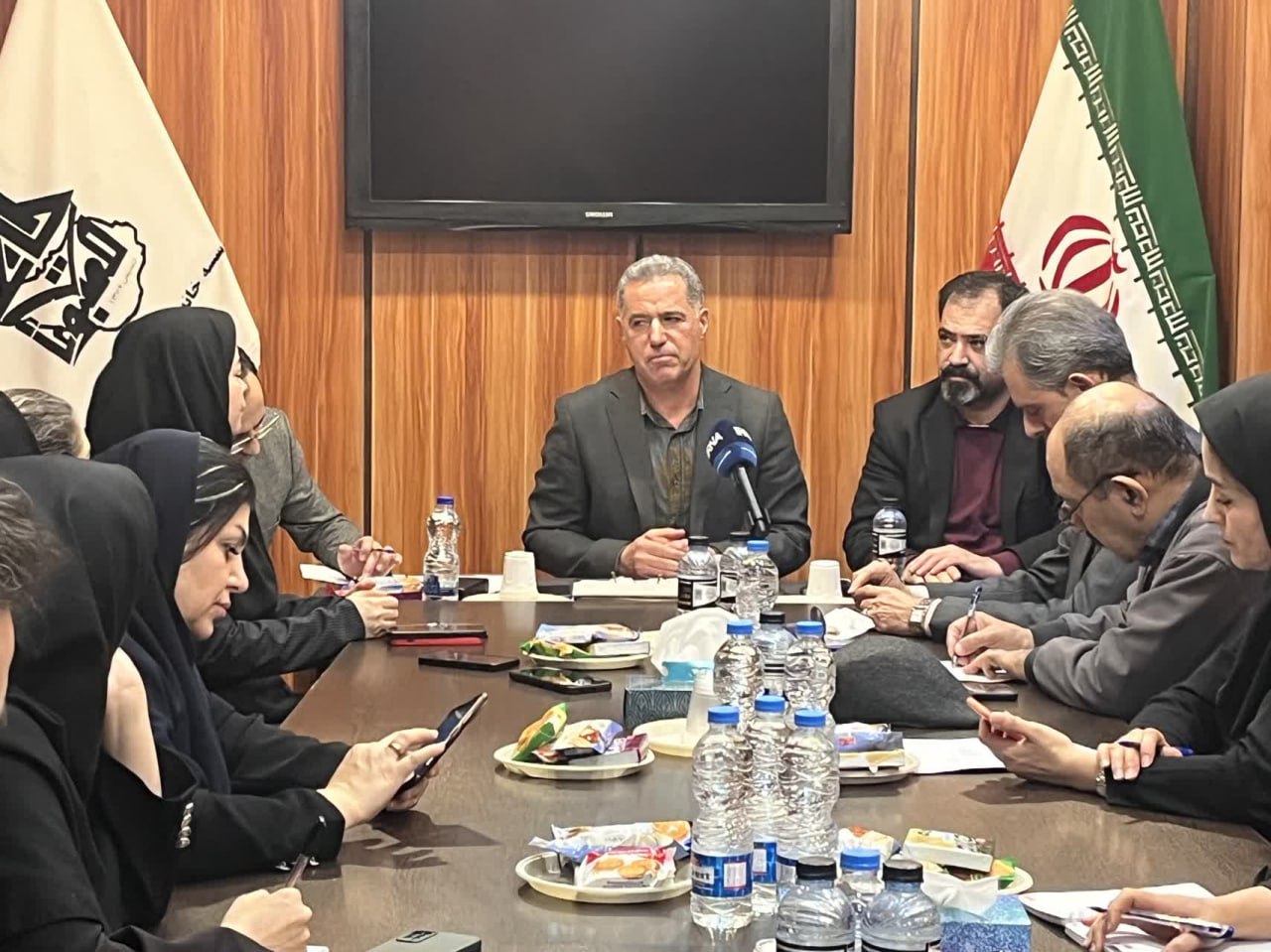 بسیاری از جوانان تحصیلکرده به دنبال شغل مناسب هستند اما آن را پیدا نمی کنند