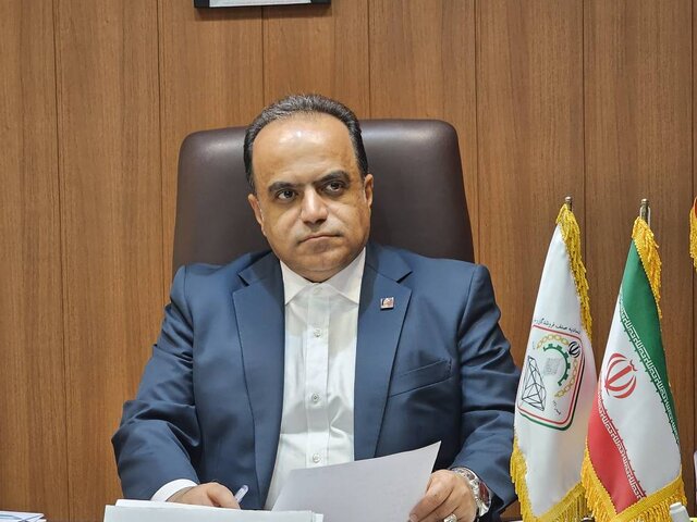 کاهش ۴۰ درصدی تولید طلا؛ سرمایه‌گذاران و خریداران مردد هستند!
