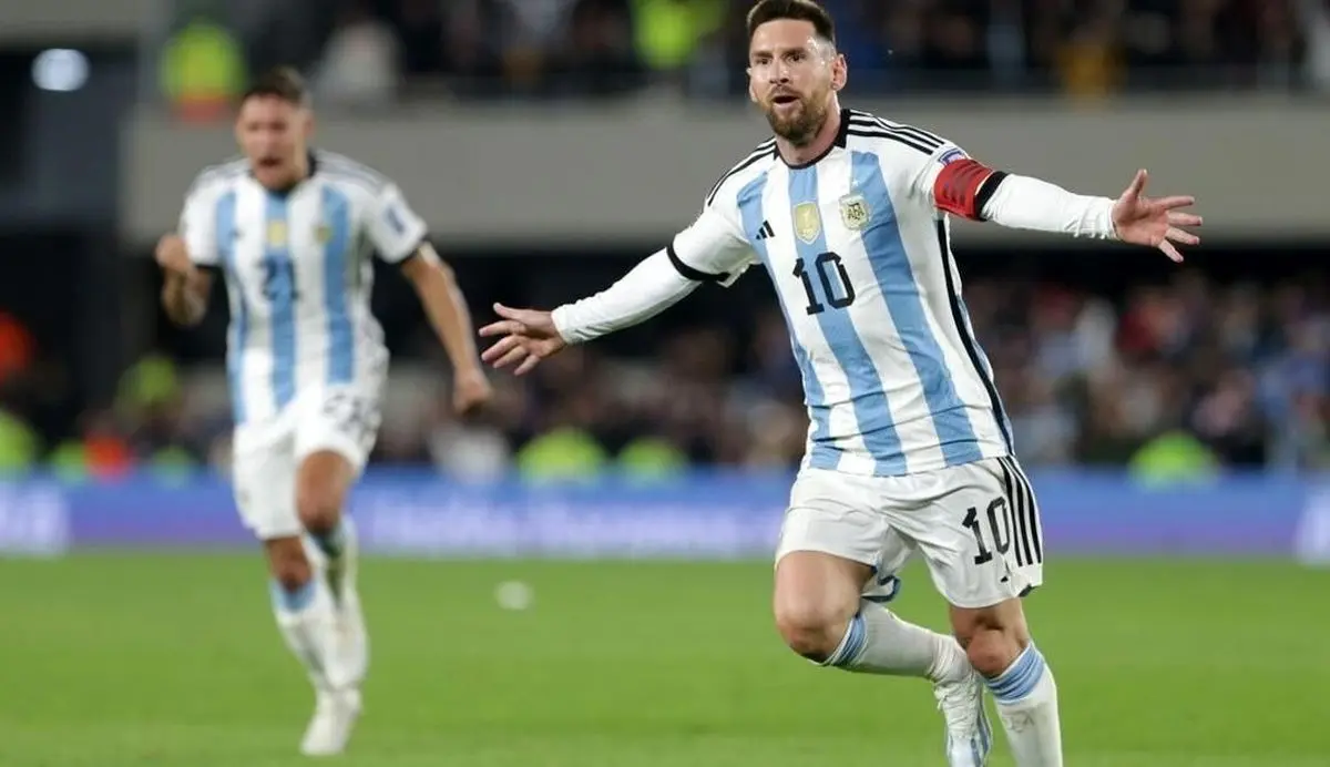 آتش زدن پیراهن مسی در راهپیمایی روز قدس/فیلم