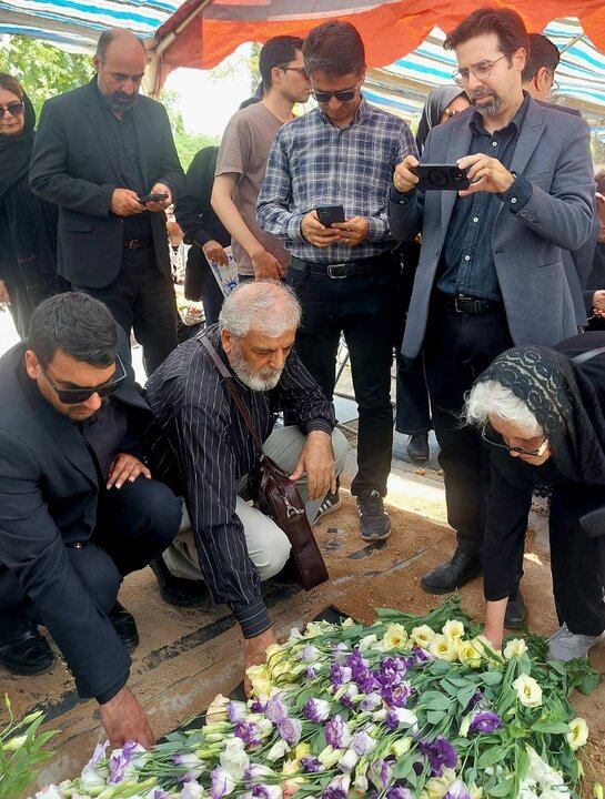 اسماعیل یغمایی تشییع شد