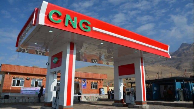 عرضه CNG در بیش از هزار جایگاه رایگان شد | خودروهای دوگانهسوز گاز بزنند